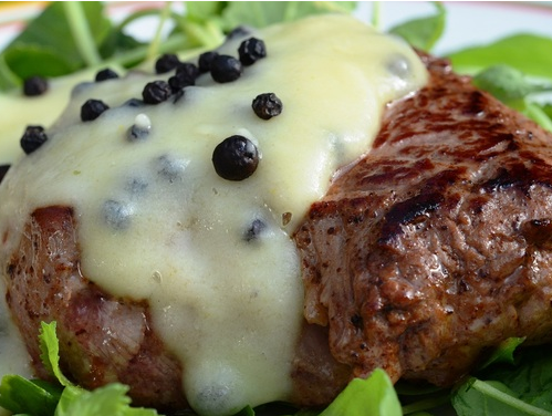 Ossenhaas met peper roomsaus